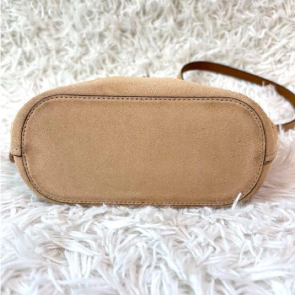 Coach Suede Bucket Bag 18 with Cut Out Tea Rose EUC - Picture 2 of 8